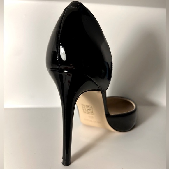 NINE WEST - Size 6 - Black patent pump - Picture 5 of 7